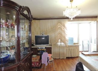 Продается 4-ком. квартира, 75 м2, Волгоград, Ворошиловский район, улица Милиционера Буханцева, 50