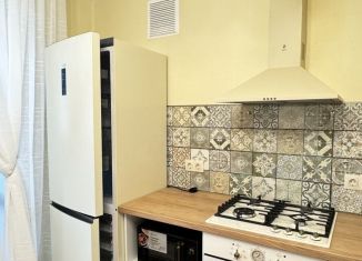 Сдам в аренду 1-комнатную квартиру, 50 м2, Кострома, микрорайон Паново, 11Б, Заволжский район