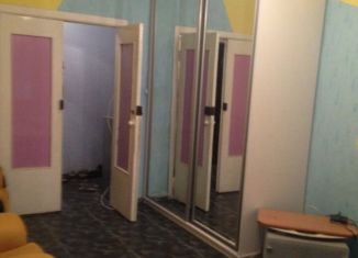 Двухкомнатная квартира на продажу, 54 м2, Волгоград, улица 8-й Воздушной Армии, 29