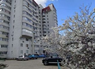 Сдам 1-комнатную квартиру, 48 м2, Алушта, Юбилейная улица, 38