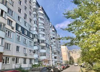 Продается 4-ком. квартира, 81.3 м2, Казань, улица Бондаренко, 14