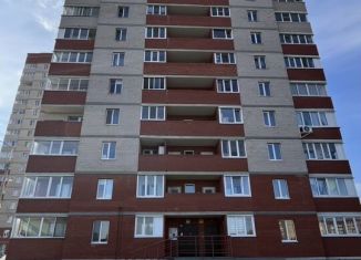 Продам 1-комнатную квартиру, 44 м2, Удмуртия, улица Героя России Ильфата Закирова, 5