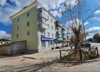 Продается 4-комнатная квартира, 42.3 м2, Полевской, улица Карла Маркса, 14