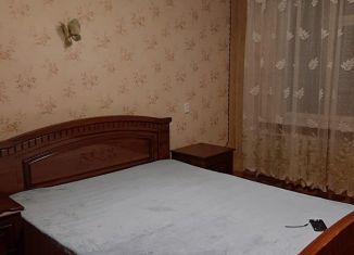 Сдается в аренду двухкомнатная квартира, 48 м2, Ставропольский край, улица Адмиральского, 31