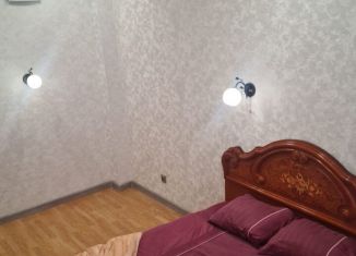 Сдача в аренду 1-комнатной квартиры, 56 м2, Белгород, улица Есенина, 9к1