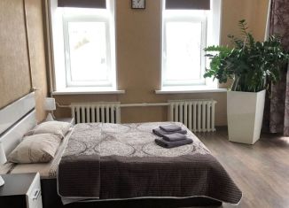 Сдается в аренду комната, 30 м2, Москва, улица Остоженка, 42/2, метро Кропоткинская