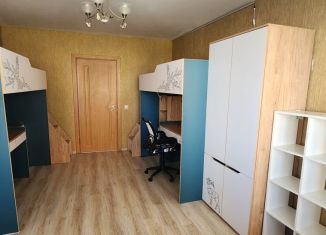 Сдача в аренду трехкомнатной квартиры, 80 м2, Нижний Новгород, Первоцветная улица, 4к1, метро Горьковская