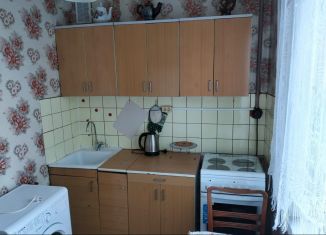 Аренда 3-комнатной квартиры, 65 м2, Москва, улица Академика Варги, 10