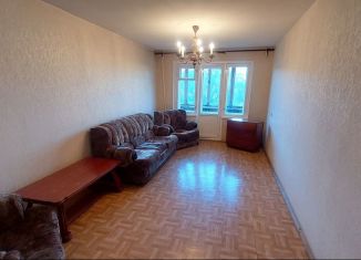 Продается 3-ком. квартира, 71.5 м2, Магнитогорск, улица Галиуллина, 30