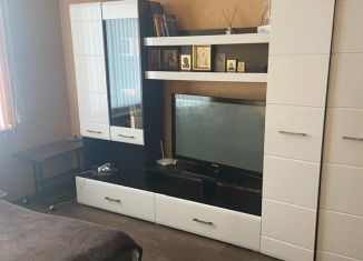 Сдам в аренду 1-комнатную квартиру, 32.1 м2, Губкин, Октябрьский переулок, 3