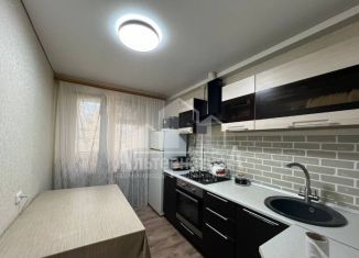 Продам 3-ком. квартиру, 80 м2, Ставропольский край, улица Островского, 13