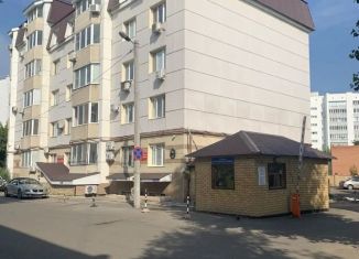 Сдается двухкомнатная квартира, 99 м2, Татарстан, улица Зайни Султана, 8