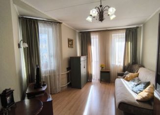 Продам 2-комнатную квартиру, 74 м2, Ярославль, проспект Ленина, 16к2