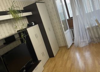 Сдам в аренду 1-ком. квартиру, 40 м2, Москва, Перекопская улица, 1к2