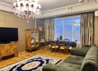 Продажа двухкомнатной квартиры, 88 м2, Махачкала, улица Дахадаева, 35