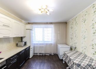 Продается 3-комнатная квартира, 90 м2, Тюмень, Магаданская улица, 5