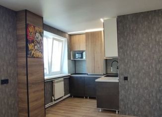 Продаю 3-ком. квартиру, 30 м2, Брянск, Угольная улица, 16