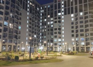 Продам 2-ком. квартиру, 59 м2, Москва, улица Эдварда Грига, 16к1