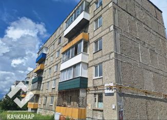 Продается 2-ком. квартира, 48.9 м2, Свердловская область, 11-й микрорайон, 18