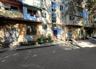 Продам трехкомнатную квартиру, 63.7 м2, Астрахань, улица Александрова, 6