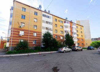 Продам 3-комнатную квартиру, 68 м2, Курганская область, микрорайон 6А, 4А