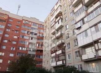 Продается 1-комнатная квартира, 30 м2, Омск, 24-я Северная улица, 192, Центральный округ