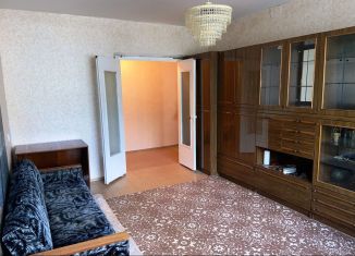 Продажа 2-комнатной квартиры, 55 м2, Смоленск, улица Попова, 80