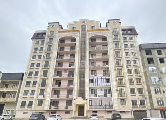 Продажа трехкомнатной квартиры, 145 м2, Дагестан, улица Сарир, 12