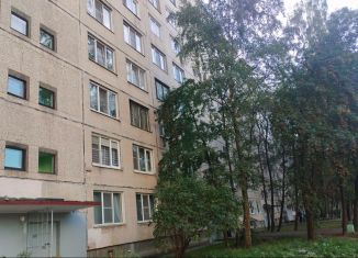 Продажа 1-ком. квартиры, 29 м2, Колпино, бульвар Трудящихся, 4