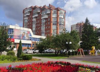 Продается 3-комнатная квартира, 146.5 м2, Омск, бульвар Мартынова, 17