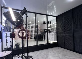 Продажа помещения свободного назначения, 51.1 м2, Волгоград, улица Глазкова, 15, Центральный район