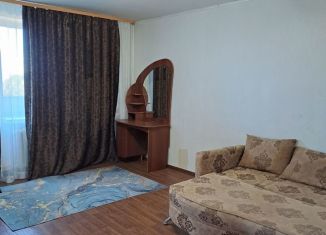 Аренда 1-ком. квартиры, 34 м2, Белогорск, улица Кирова, 41