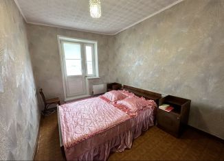 Продажа 4-ком. квартиры, 80 м2, Прокопьевск, улица Обручева, 42