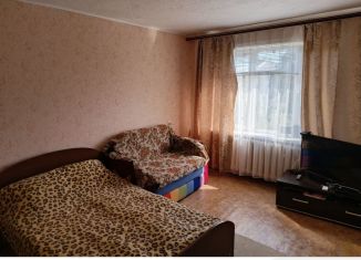 Продается двухкомнатная квартира, 45 м2, Саратовская область, улица Титова, 13А