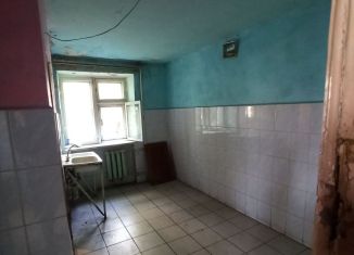 Продаю комнату, 19 м2, Стерлитамак, улица Химиков, 24