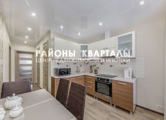 Продаю 2-ком. квартиру, 56 м2, Челябинск, улица Косарева, 71