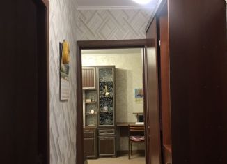 Продаю 2-ком. квартиру, 45 м2, Ярославская область, Комсомольская улица, 63