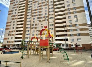 Сдам в аренду 2-комнатную квартиру, 55 м2, Пенза, улица Измайлова, 60А, Железнодорожный район