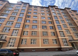 Продается 3-комнатная квартира, 108 м2, Грозный, улица Сайханова, 133