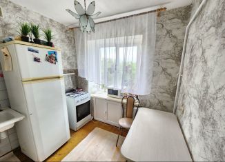 Продаю 3-ком. квартиру, 56 м2, Республика Башкортостан, улица Блюхера, 4