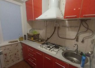 Сдам 2-ком. квартиру, 46 м2, Керчь, улица Горького, 2Б