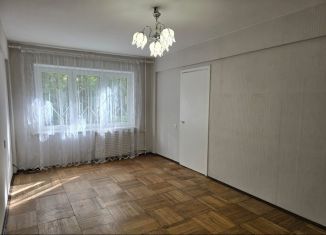 Продам 3-комнатную квартиру, 56 м2, Санкт-Петербург, Антоновская улица, 8, Антоновская улица