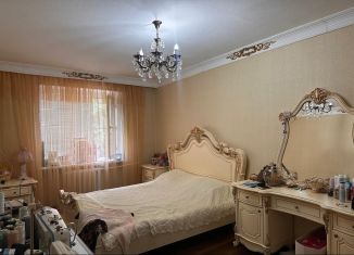 Продажа 3-ком. квартиры, 65 м2, Грозный, улица Исмаила Ибрагимовича Бисултанова