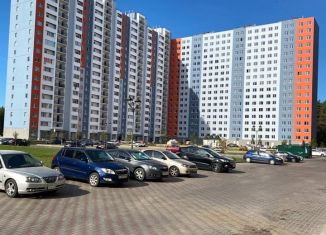 Продаю 2-ком. квартиру, 58.2 м2, Тверь, Новочеркасская улица, 53