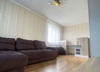 Продаю 3-ком. квартиру, 61 м2, Архангельская область, улица Катунина, 7