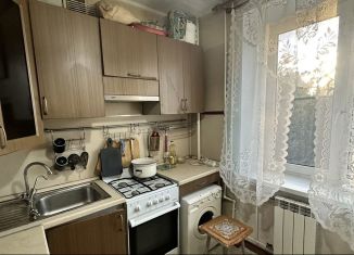 Продажа 3-комнатной квартиры, 56 м2, Санкт-Петербург, метро Ленинский проспект, улица Зины Портновой, 1/3