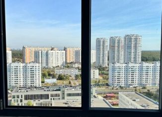 Продажа 1-ком. квартиры, 40 м2, Москва, улица Брусилова, 27к2