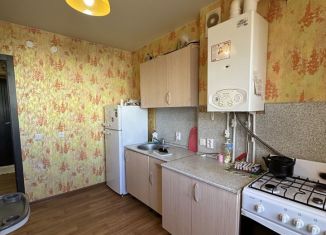 Продается 1-комнатная квартира, 34 м2, Волгоград, улица Добрушина, 28, Советский район