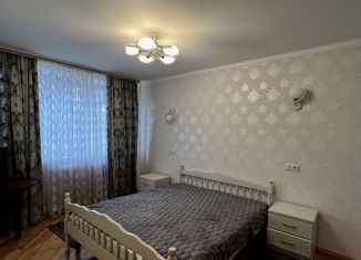 Трехкомнатная квартира в аренду, 65 м2, Ростов-на-Дону, улица Волкова, 9/2