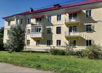 Продается 2-комнатная квартира, 50.5 м2, Бокситогорск, Школьная улица, 10